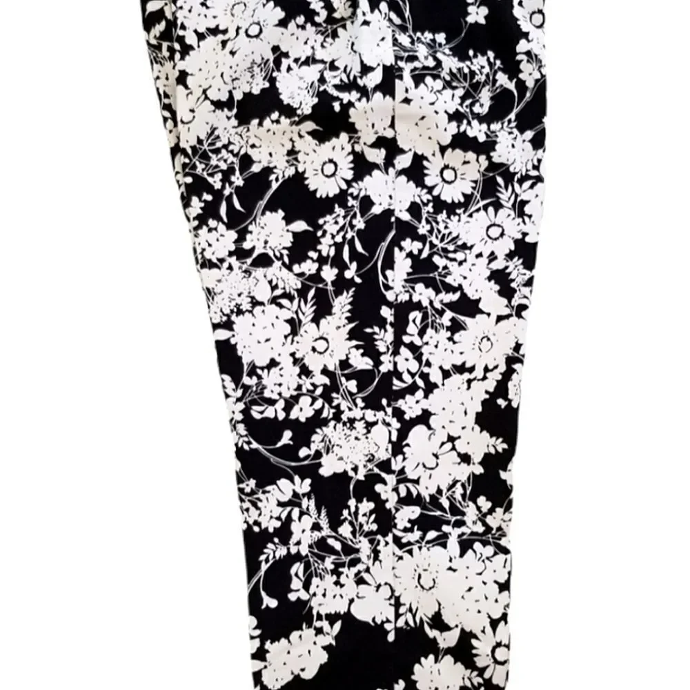 SOLD Studio Works Black & White Floral Petite Capris - Picture 2 of 5